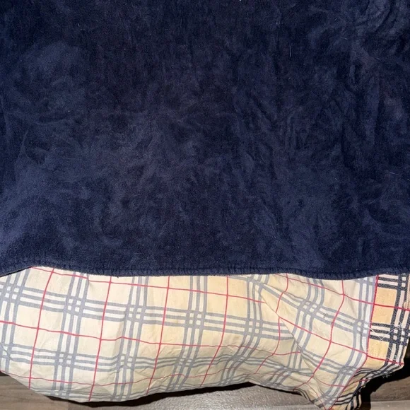 Burberry Navy Towel with Drawstring Bag Attached - Picture 6 of 8